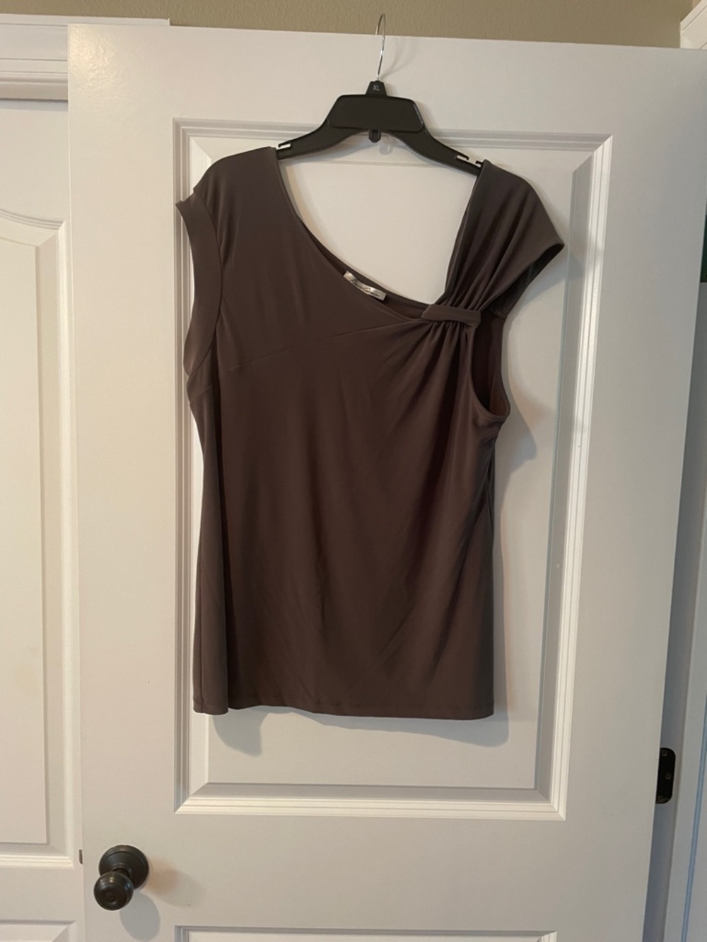 Kenneth Cole Brown Asymmetric Knot Shoulder Tank Top